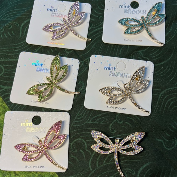 Mint Dragonfly Brooch - Multicolors available - Picture 1 of 5